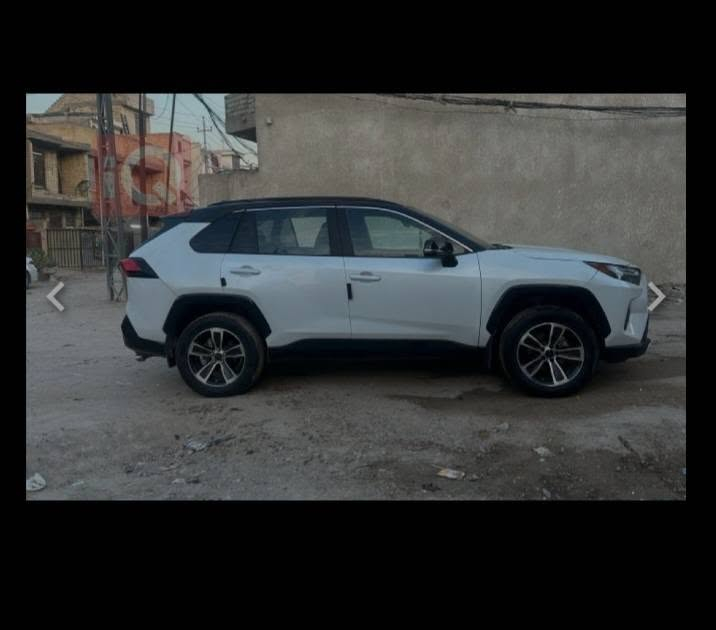 للبيع راف فور 24 هايبرد XSE 
السعر 220


**إذا كنت صاحب هذا الإعلان وتريد حذفه لأي سبب، رجاءا أرسل رسالة إلى الدعم الفني**