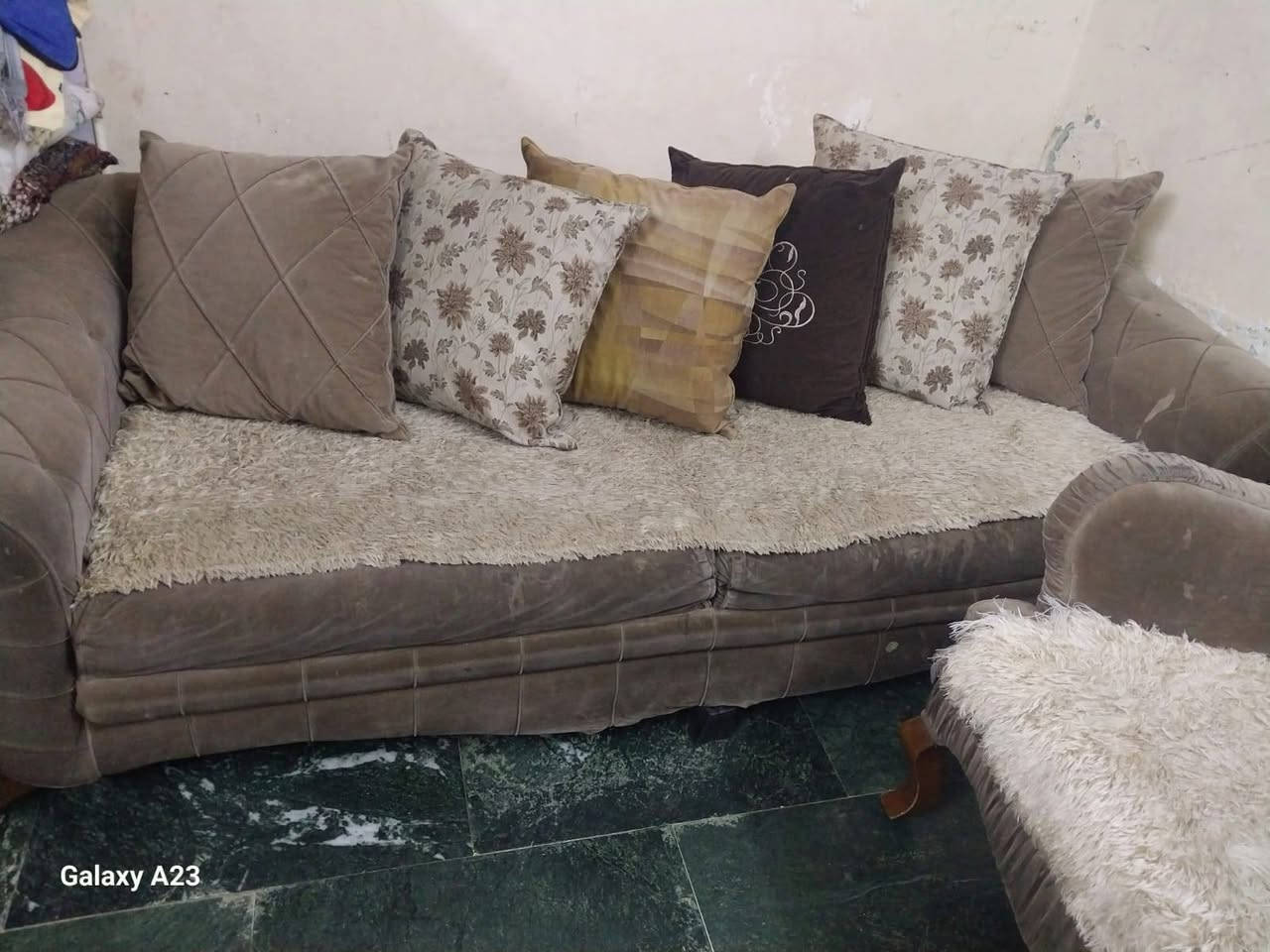 سلام عليكم 
تخم ١٠ مقعد للبيع 
المكان كاظميه 
السعر ١٢٥ 
ابو فاطمة 
***********
