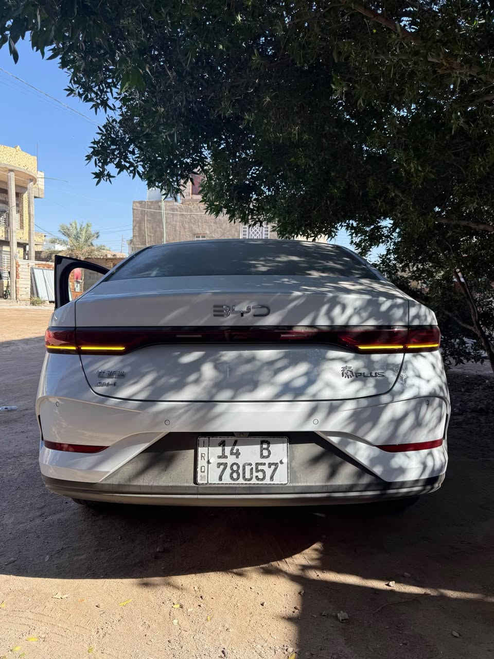 متوفر BYD 2025 كفاله عامه بيه دحجه فقط ماشيه 2000 فول سياره بعده زيرو. *********** البصرة, العراق
