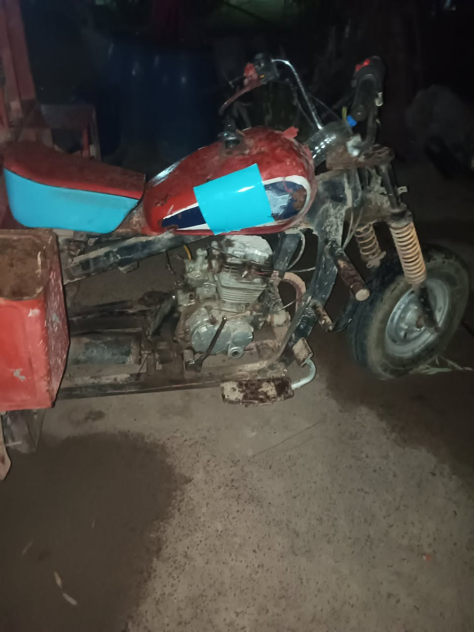 سلام عليكم ستوته للبيع دايون كير محرك اكشن بدي شاصي ركبه دبلات كلهن خير من الله تايرات قبل شهر شديتهن كلك السعر 750وبيه مجال قليل 
 ***********
***********
