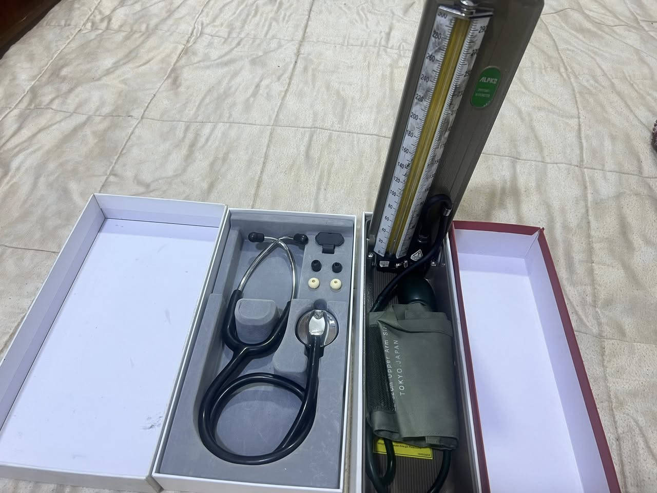جدد مامستعملات للبيع سعرهم 80الف


**إذا كنت صاحب هذا الإعلان وتريد حذفه لأي سبب، رجاءا أرسل رسالة إلى الدعم الفني**