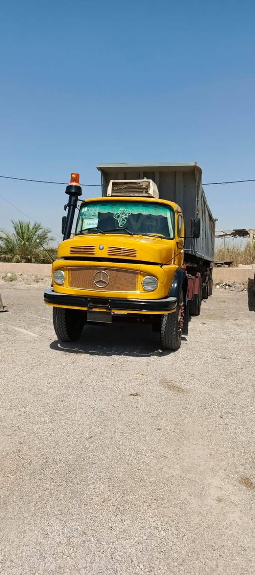 سلام عليكم للبيع اقجم موديل 82 كير برميل محرك سوبر السياره جاهزه للعمل تخم تاير للاستفسار(***********)
