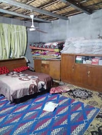 بيت البيع   تجاوز مكان  دور. طباط  يحتوي ع غرفتنين نوم  وستقبال ومطبخ ...