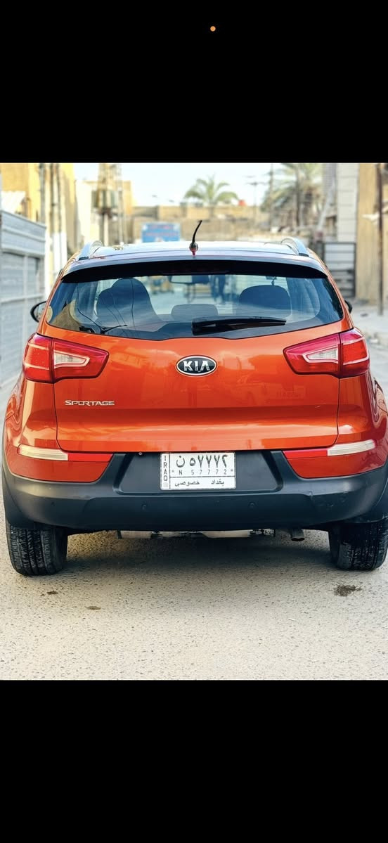 كيا سبورتج
موديل 2012
وارد خليجي مكفوله 
سياره نضيفه ستخدام شخصي 
مواصفات :تحكم ستيرن-شاشه كبيره-بانورامه -وبقيه المواصفات لسبورتج معروفه 
السعر :160$
الرقم :***********
***********
