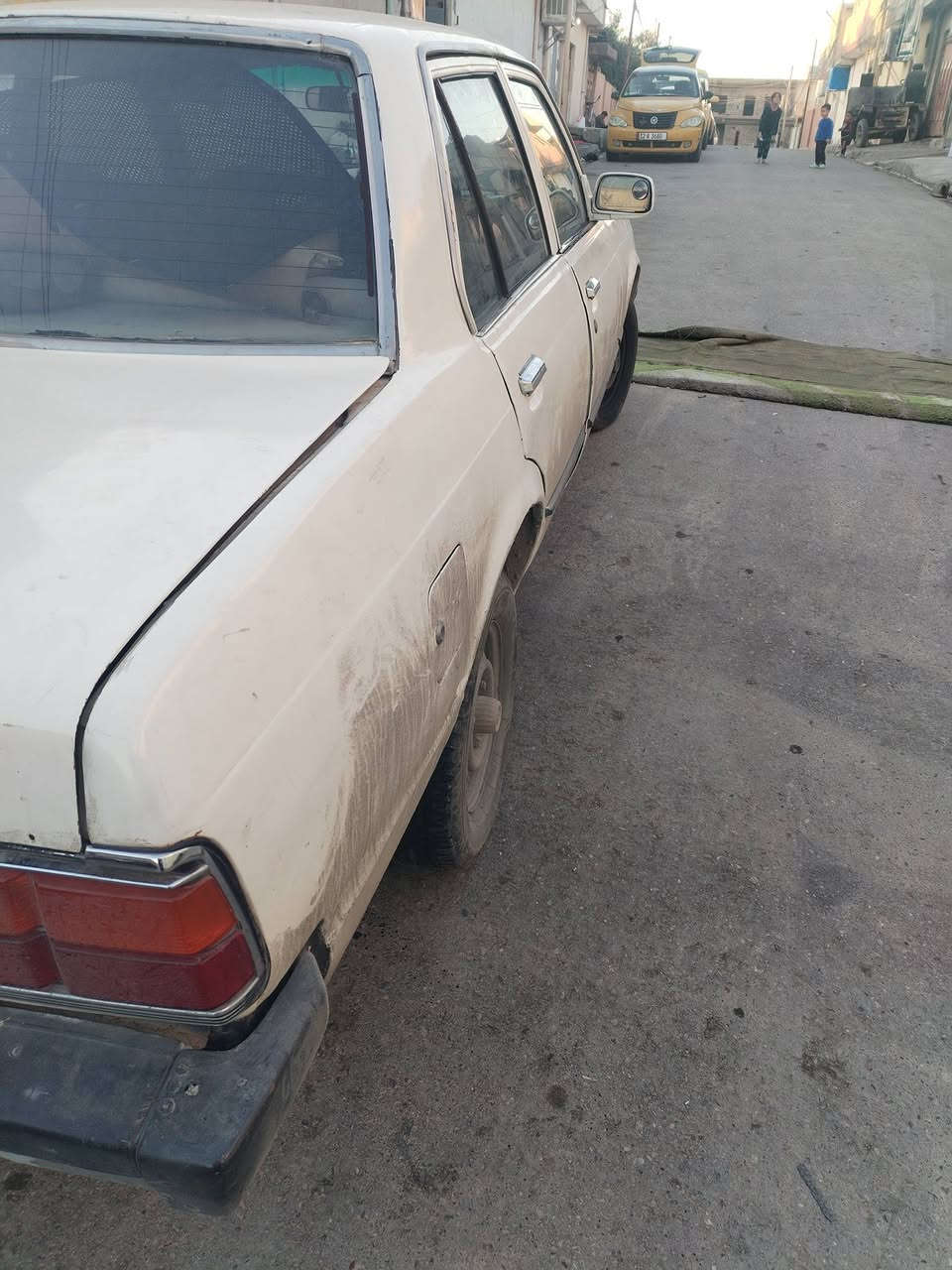 للبيع كورونا موديل 81 جير توماتيك السعر 26   ***********
