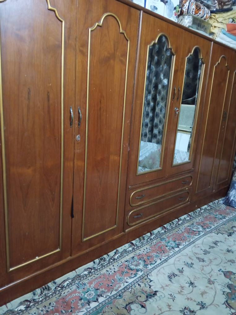 غرفة نوم للبيع بيهه بعدزاوية ملابس وزواية تلفزيون سعرهه 550وبيهه مجال قليل عمارة, ميسان


**إذا كنت صاحب هذا الإعلان وتريد حذفه لأي سبب، رجاءا أرسل رسالة إلى الدعم الفني**