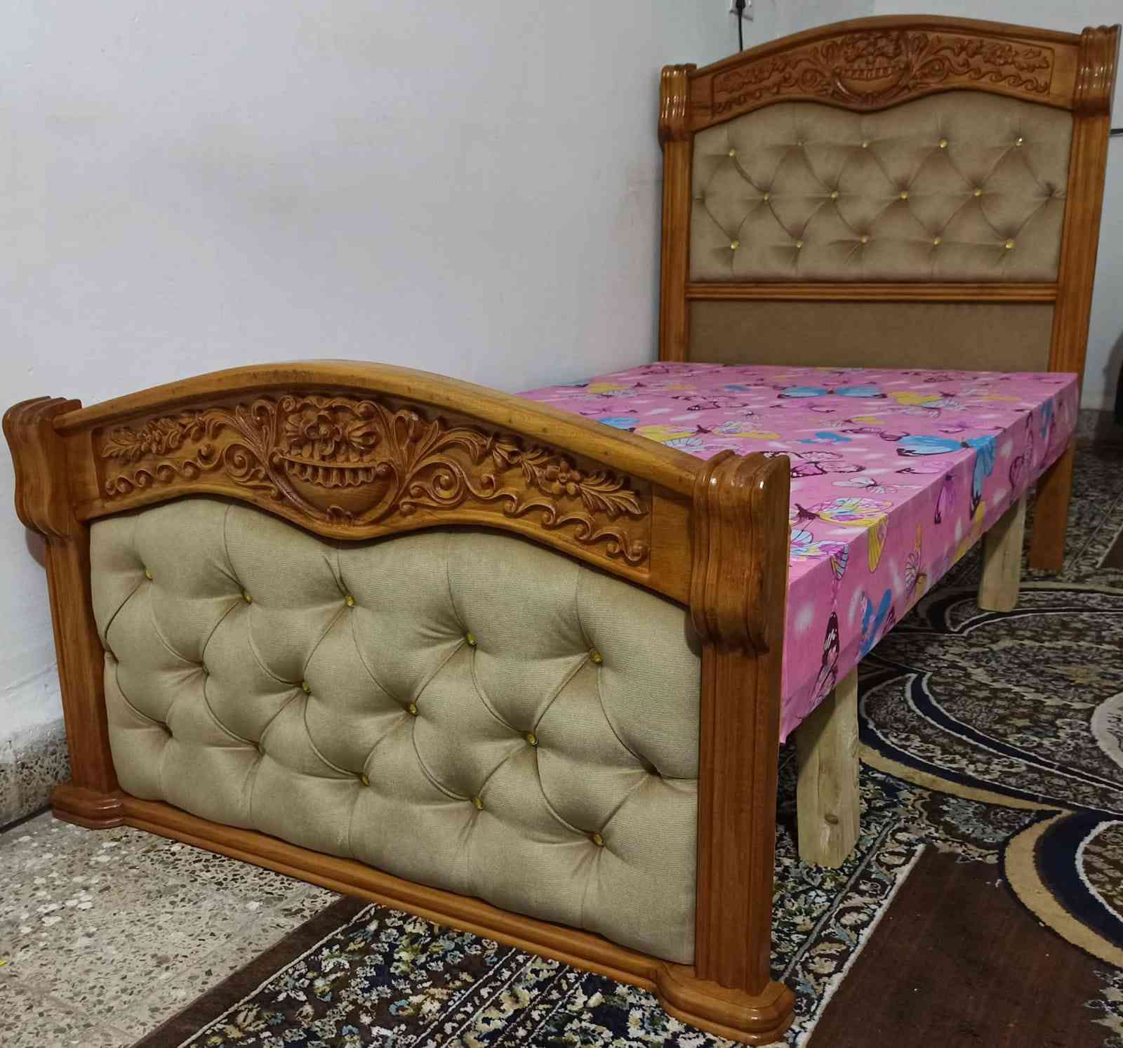 جرابي خشب زان
يعلن معرض الجومرد للأثاث عن توفر جرابي خشب زان ولأكثر من ٤ موديلات للنفر والنفرين
وبأنسب الاسعار
مع توفر التوصيل لكافة محافظات العراق
ويكون لون الدوشمه حسب ذوقكم
للتواصل مراسلة الصفحة


**إذا كنت صاحب هذا الإعلان وتريد حذفه لأي سبب، رجاءا أرسل رسالة إلى الدعم الفني**