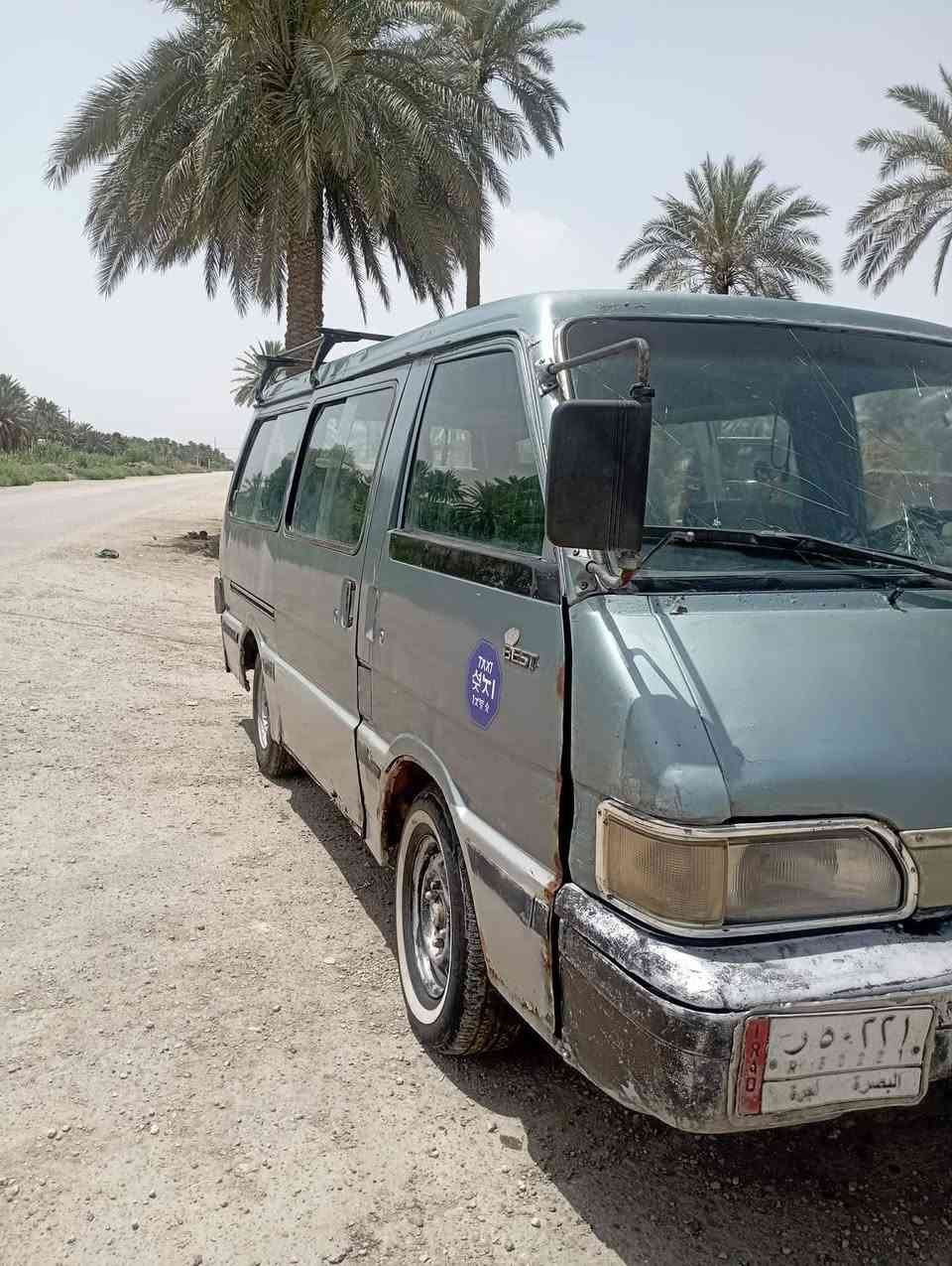 السلام عليكم كيا بستا للبيع مكينه وكير واكسن جدد دواخل نضيفه شاصي صفحة اليمنه معمر بس سنويه استنساخ مالكها موجود بس ابيع هالموجود ماتعهد بأي شي بس سرقه وعشاير سعر 18 وبيها مجال *********** مكان بابل مركز
