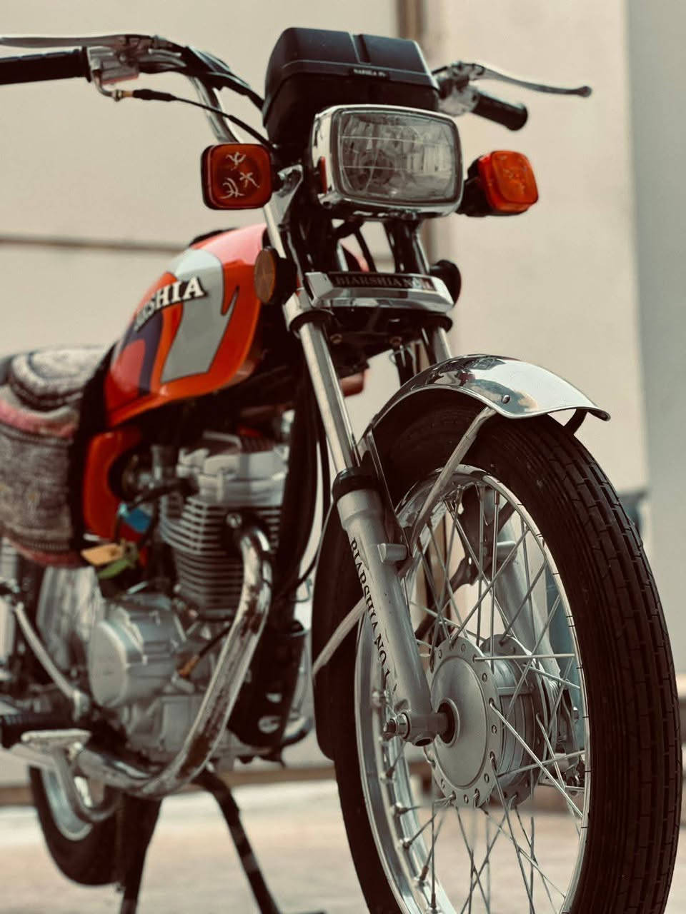 سلام عليكم دراجه ارشا متياز ٢٠٢٥ دراجه جديده حيل اوراق سكنر بعدني ما مفيلس شوفت عينك رايدها ٧٠٠
بيها مجال
 ***********
