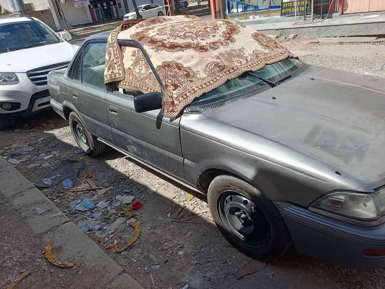 سڵاو کرۆلا مۆدێل 1991 تەبریدە بەس غازی تێنیە بەشەرتی ئەوەی بەس غازی تێ نەوی ڕەقەم دیالەیە تەحویل ناکرێ بەس بەشەرتی وەکالەو ڕەقەم تازە کردنەوەیە لەکەلارم سعری 35 و تۆزێ مەعامەلە  
***********
