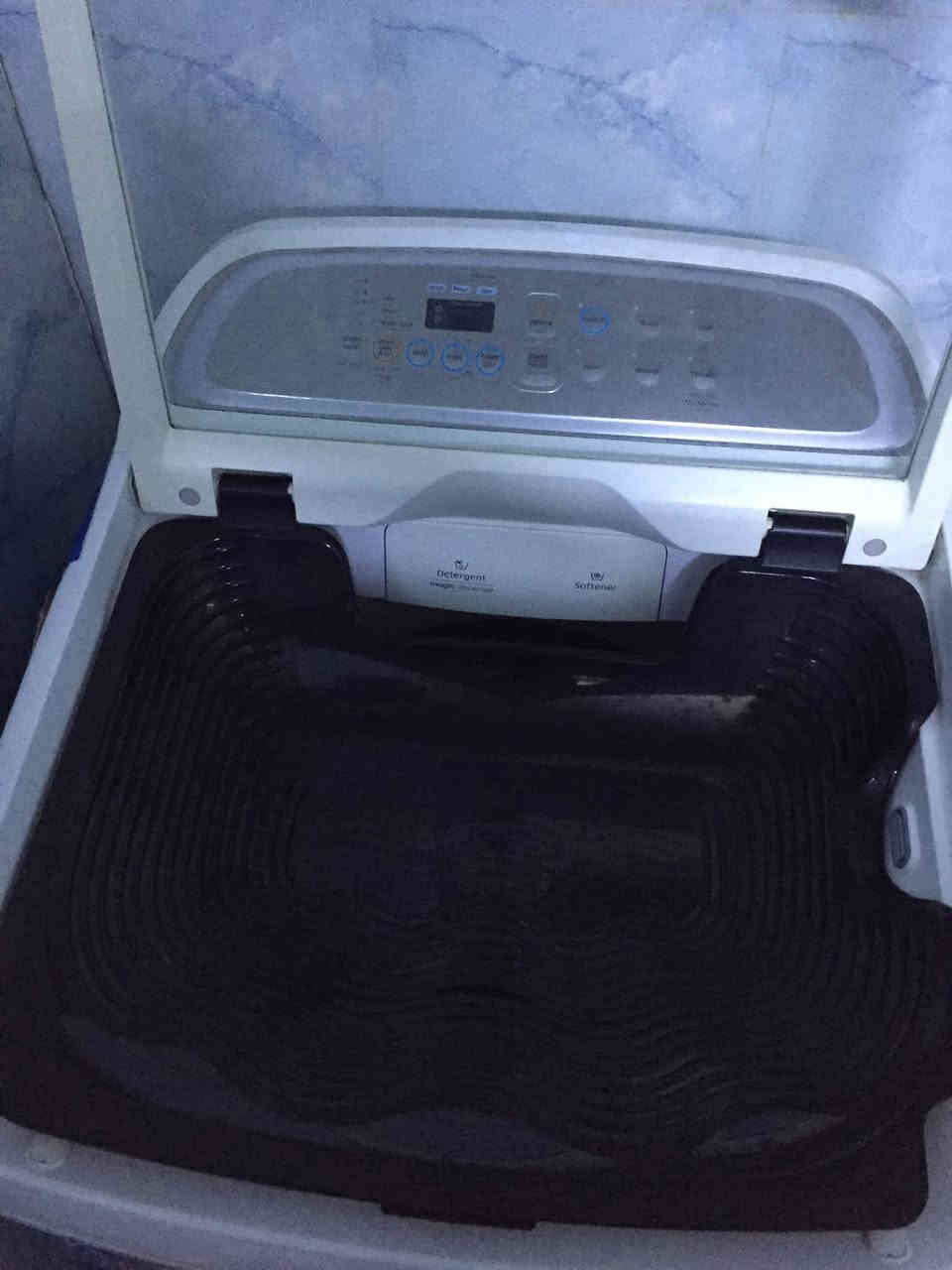 غساله اتوماتيك ماركه سامسونك 11 كيلو  ب250 الف 

طباخ ليزري مع اوتي جديدات 75 اثنينهن
ميز طعام تركي خشب السعر 175

للحجز خاص او واتساب ***********

مكاني بغداد شارع فلسطين
