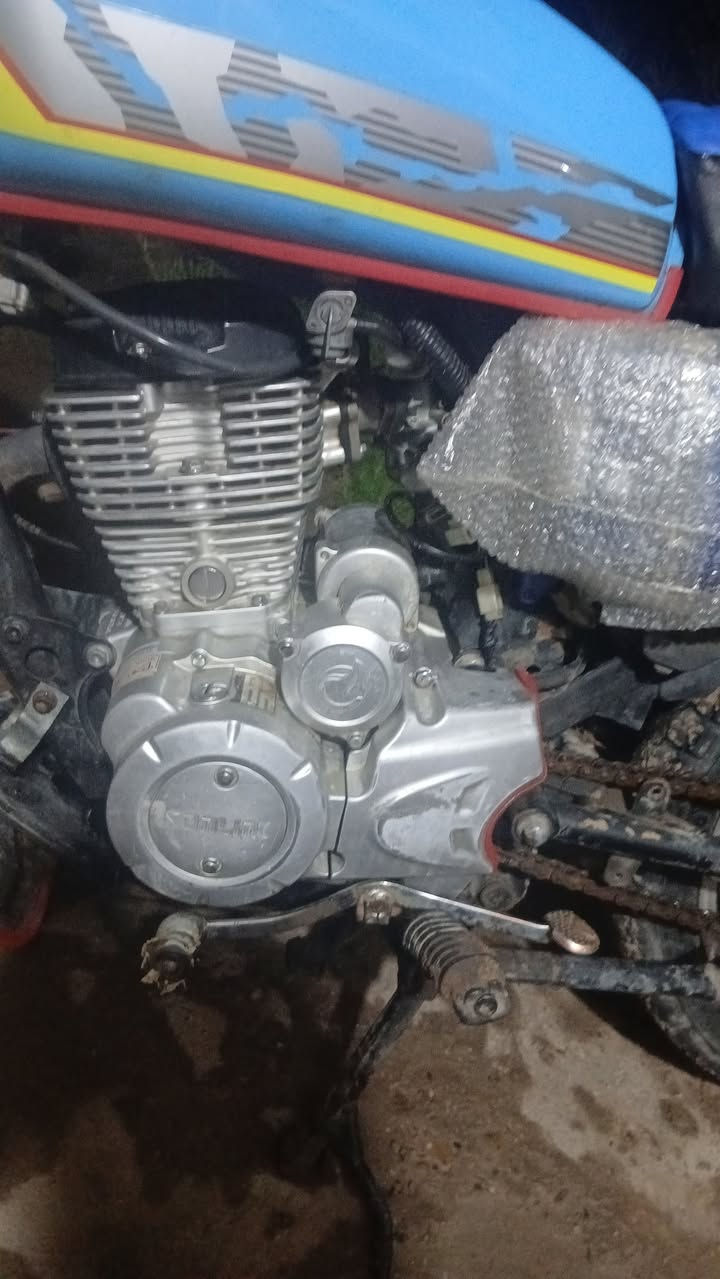 السلام عليكم دراجة ايراني للبيع موديل 2024 المكان بغداد المحموديه السعر 600 وبيهاا مجال للشراي هاذه رقمي بي واتساب اتصل ***********
