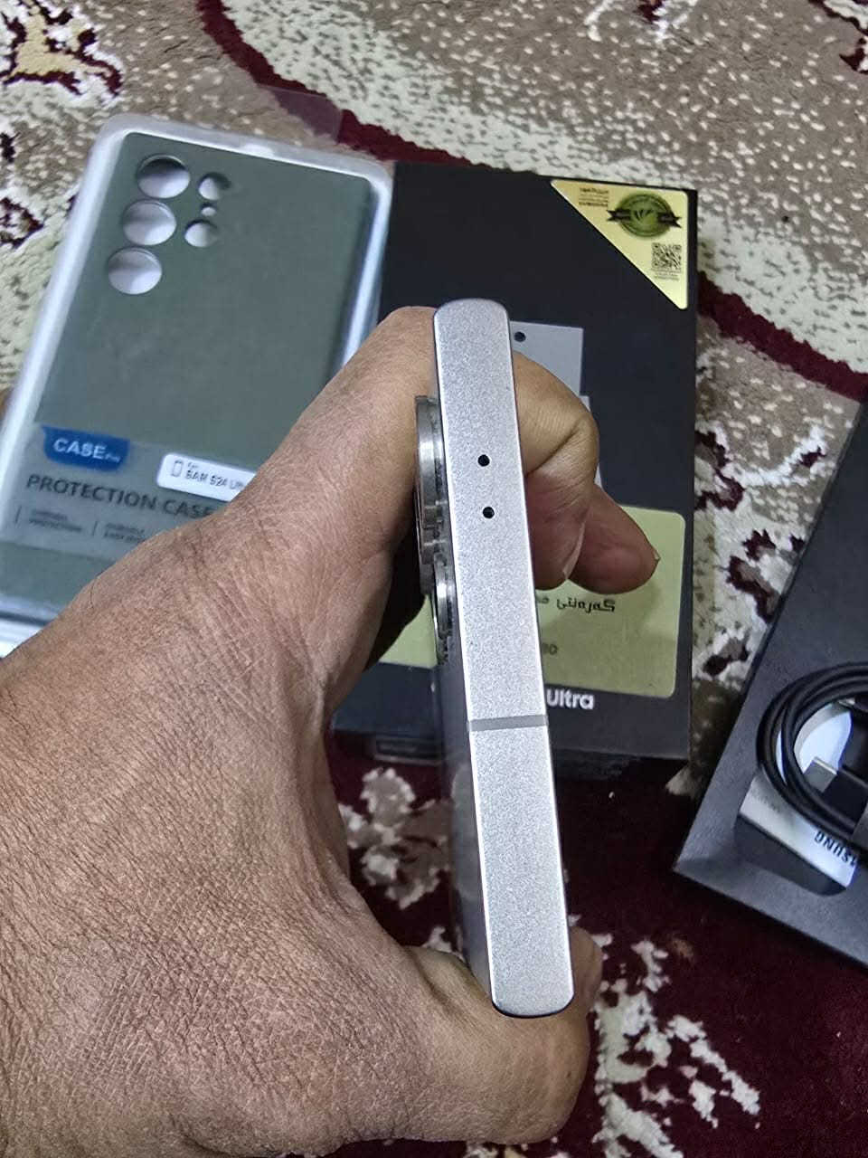 السلام عليكم

اس 24 الترا

ضمان عين الفهد  خطين دبل سيم كارت

الجهاز مستخدم شيء قليل نظافة الجهاز % 100

الذاكرة 256

الرام 12

ملحقات الجهاز كارتونة +كيبل + وكفر+ولاصة

السعر 925 ألف    العنوان بغداد

اتصال او واتساب ***********
