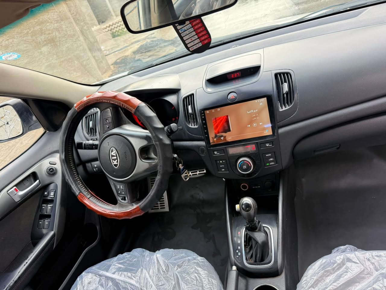 السلام عليكم ورحمه الله وبركاته للبيع سيراتو موديل 2012  رقم جديد سليمانيه    سياره بيهه صبغ ثلاث قطع  بدون دواخل مكفوله شواصي حوظ تكم سياره جاهزه فتحه وشفتات ستيرن  تخم تاير شاشه كامره كهربائيات امري شفط  كله جاهزهالسعر  ١٠٥  وبيهه مجال للطيبين ***********مكاني صلاح الدين الضلوعيه
