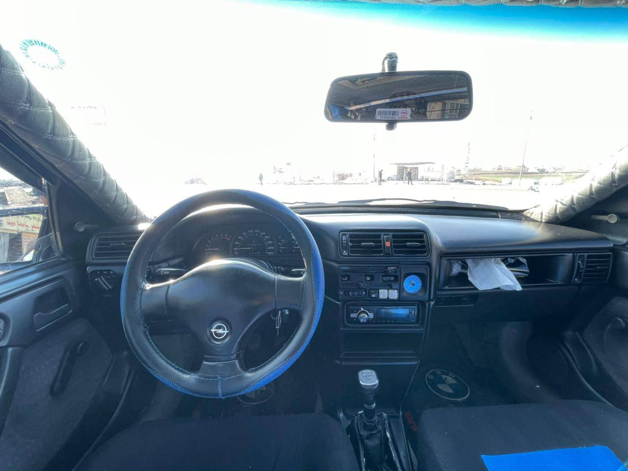 ئۆپل ڤیکترا 1992 
مەکینە ٢٠
 گێر و مەکینە بەشەر ت
سڵایدە Abs 
پشت و پێش کەپس
 بەدەنە و دۆسە بیلاد 
سەیارەکە لە دەستە نەک مەعرەز 
چوار تایە و ویل لۆک تازە بەستراو 
وەکالە بەشەرت

سعر لە کۆمێنت داوابکە ڕاستەخۆ بۆت دیت 📩 

زۆربەجوانی پاکی ماوە هیچ خەلەلیکی تیدا نییە 

ژمارەی خاوەنی 
***********
