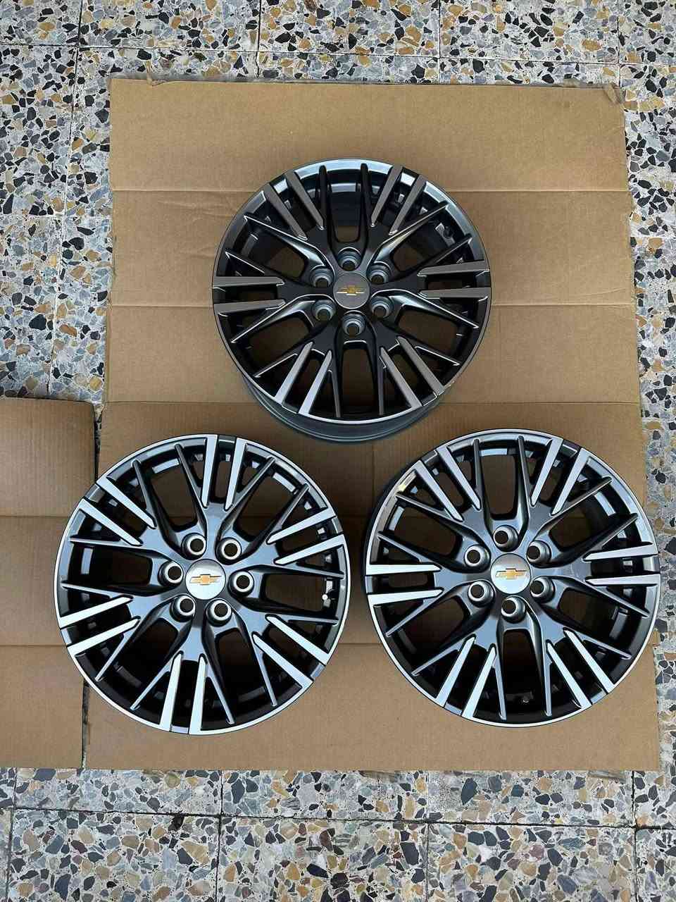 توفر تخم ويل فقط بدون تاير ترافرس اكاديا الشكل الجديد كل الفئات پاسعار مناسبه جدااا
ملاحضة فقط بيع لايتوفر مراوس
لتواصل واتساب
***********
***********
