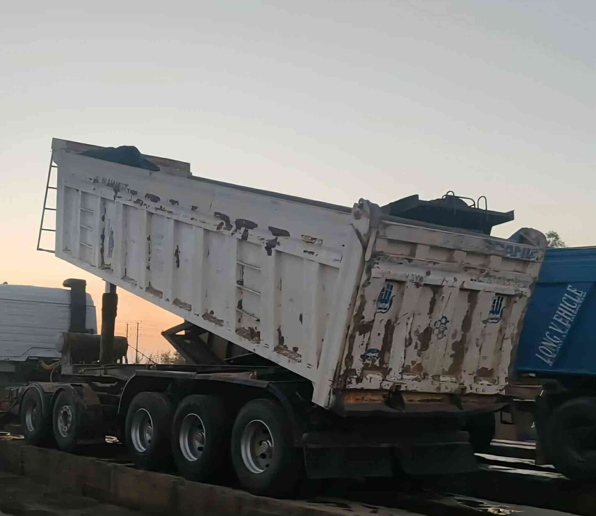 سلام عليكم البيع عربانه دار لقصاب الفين 13 تخم تأير تخم ويل جديد دناكير 16 ذرعته 24 استندر ويه تعلاوه 28 مكفول ***********
