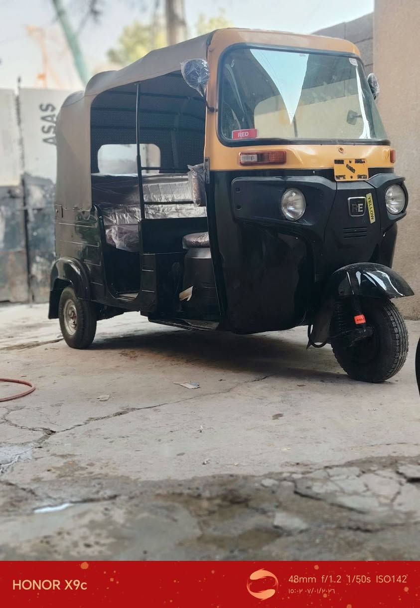 السلام عليكم تكتك موديل 15شهر 12 مكينه نضيفه محدثه 18 مصبوغه عام الجماليه  تكتك موضحه بل صور الشراي يخابر ***********
