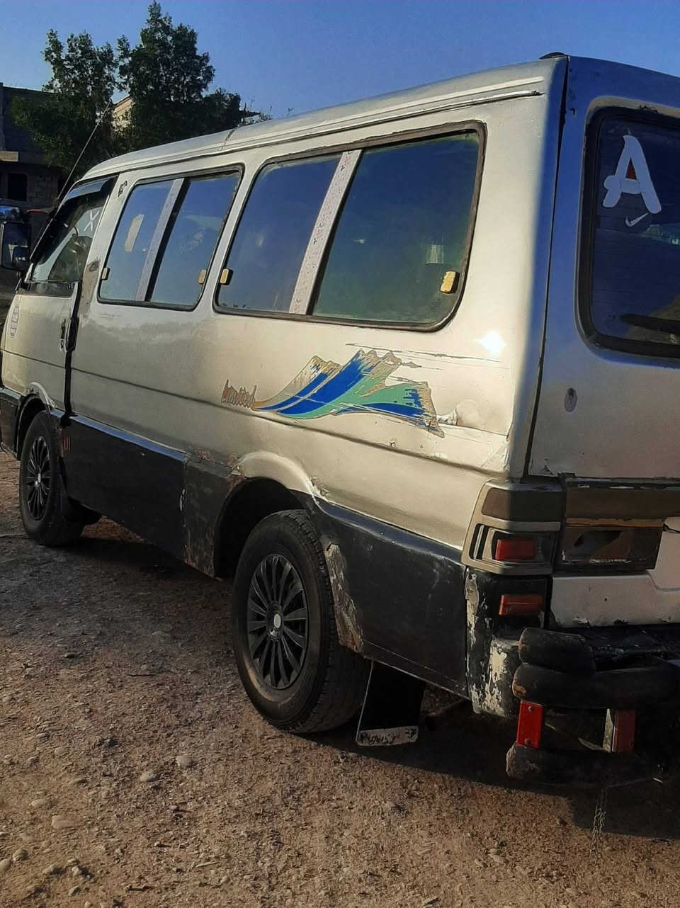 كيه بستا موديل 92 سنويه بسمي تاريخ 2026شهر 11 تخم تاير مكينه مجفته صدر نص ونص سعر 32 ديالى قضاء الخالص ***********
