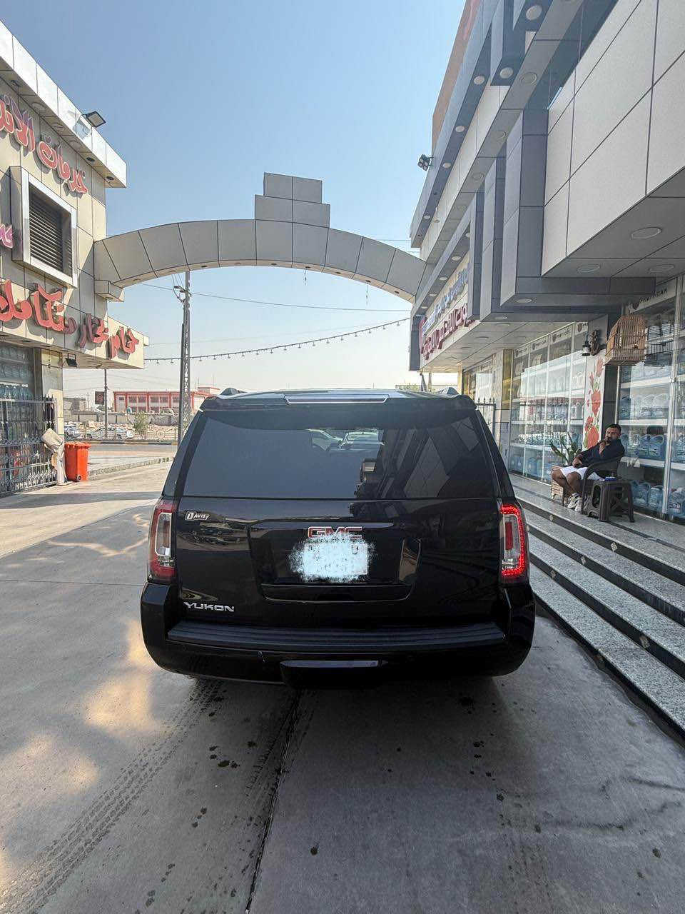 جي ام سي 2016 حديده جاهزه من كلشي بيها صبغ جاملغ ونص قماره بدون حادث وبيها جراد خفيف بالاطراف مكينه كير كلش جدد تخم تاير ستوه شاده جديد تبريد ثلج بلاد كل ناقص مابيها السعر 178 العنوان البصره ابوصخير *********** الزبير, البصرة
