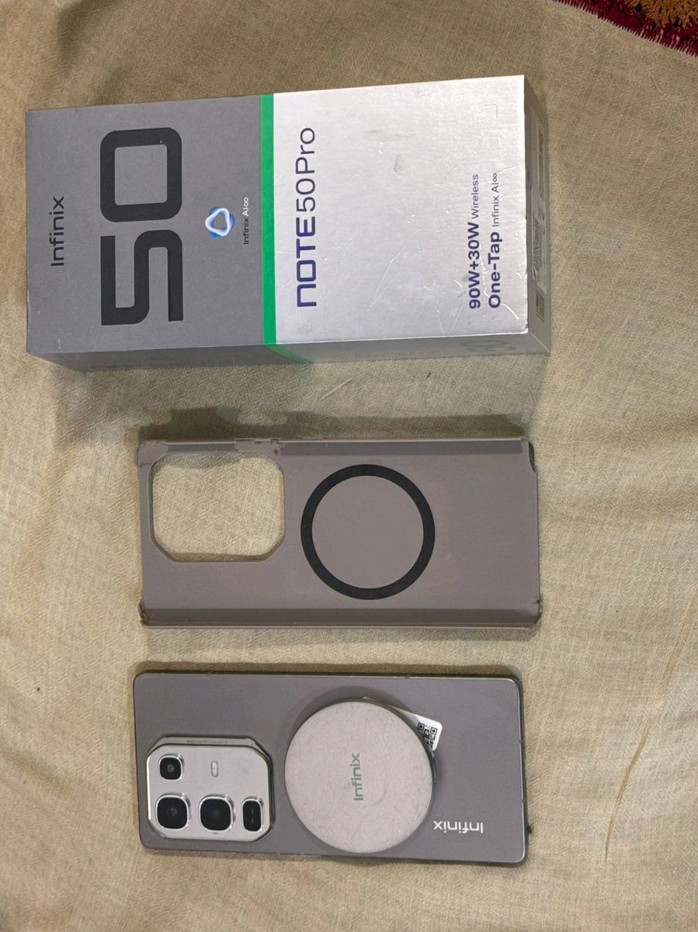 🔥🔥السلام عليكم  🔥🔥
انفنكس نوت 50 برو ✨✨✨

💫الشاشة6.78 بوصة - 144 هرتز - AMOLED

💫الذاكرة 256 / الرام 16 

💫الكاميرا50 + 8 + 0.8 ميجابكسل

💫المعالجMediatek Helio G100 Ultimate

💫البطارية والشحن السريع5200 مللي أمبير - 90 واط
ملحقات كاملة🔥🔥🔥
شاحن سماعة جراب استيكر شاحن وير لس✅✅✅ 
🔔ألسعر 250بي مجال 🔔  او مراوس مع أيفون 🔷🔷      🔘 رقمي واساب فقط***********