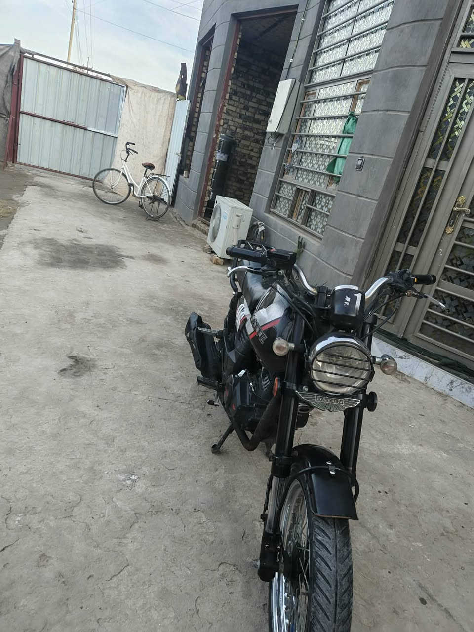 دراجه للبيع دايوان 21السعر السعر مليون ومئهمقفوله كفاله عامه1100
***********
