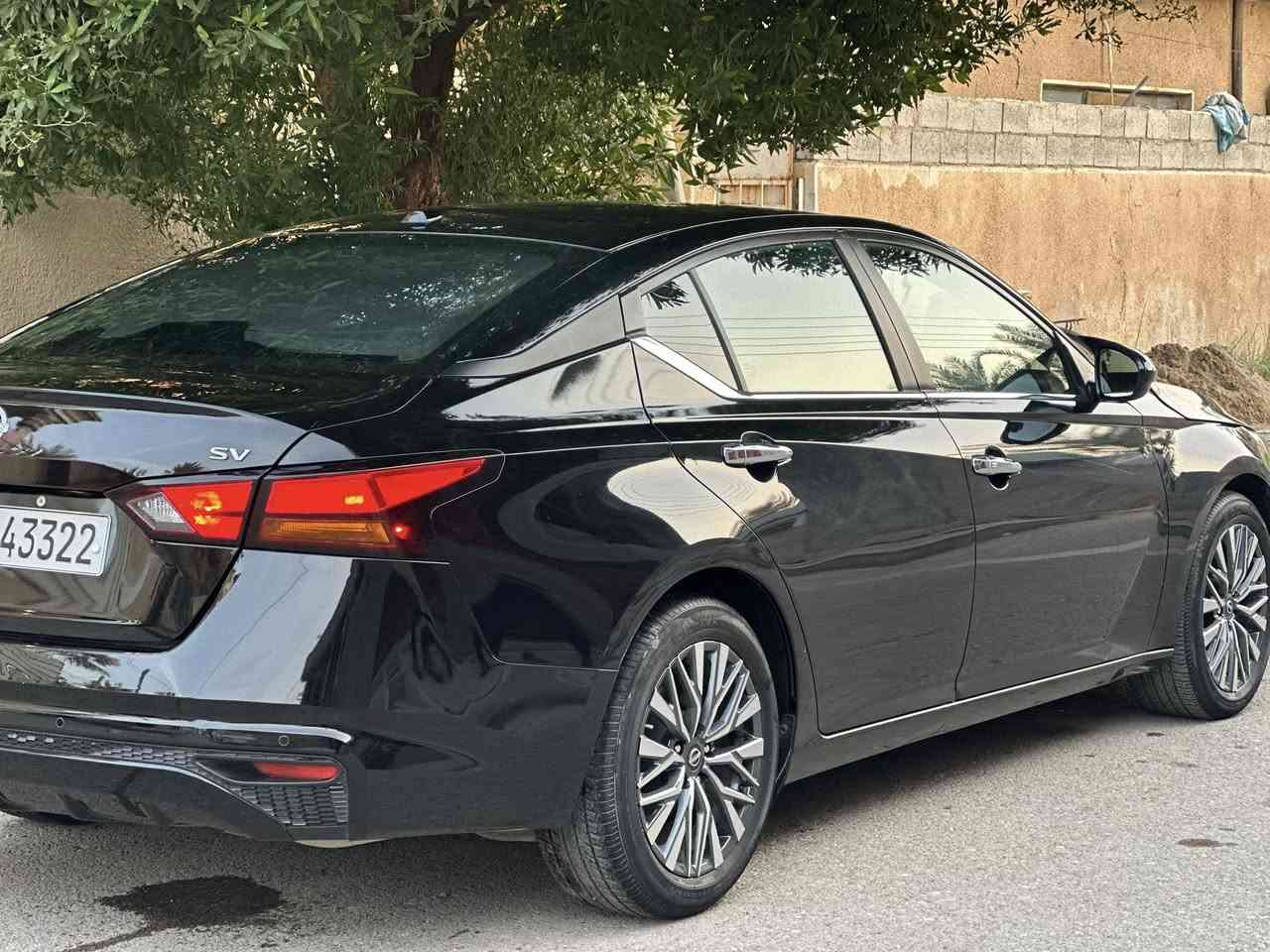 التما  موديل 23 فئة sv ماشيه 66 الف مايل بدون ايرباك صبغ بنيد فقط هزه سنويه براد جديد تحويل او كالة بشرط … للاستفسار ***********
