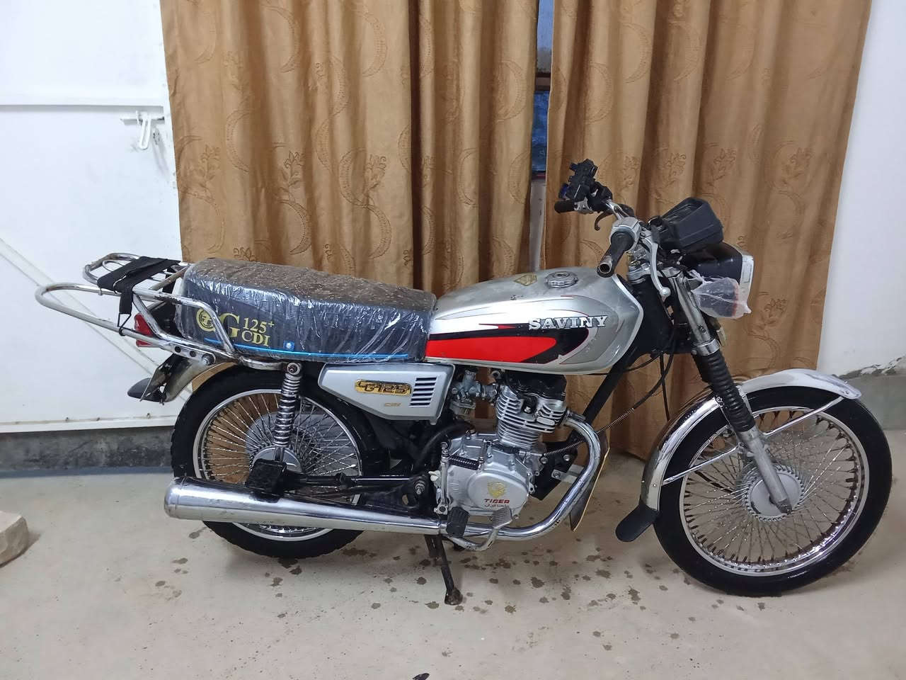 تايجر 2021 منافيس موجود تحريكه معدل فول للبيع السعر 380 المكان الايمن ***********
