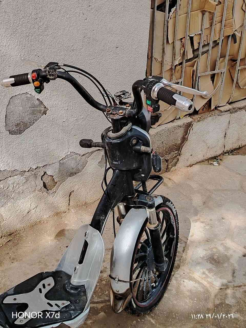 سلام عليكم باسكل شحن للبيع
نقص بطاريات و شاشة باسكل شغال
السعر 100 ألف الاستفسار الاتصال على الرقم
*********** المكان كربلاء الحسينية
