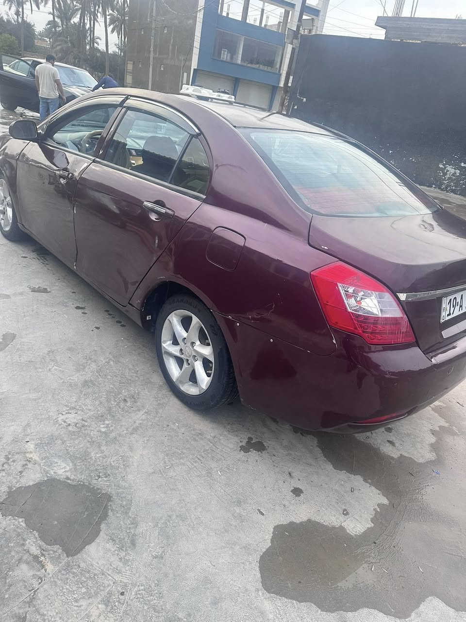 جيلي ام كراند c7

ام كراند 2012 

سيارة كير ومكينة وحدادية وتبريد كفاله 

سيارة ناعمه بسياقة كلش 

مصبوغه عام لغد شاصي حوض مكفولات

 

سعر 42
مكاني بابل تحويل مباشر
***********
