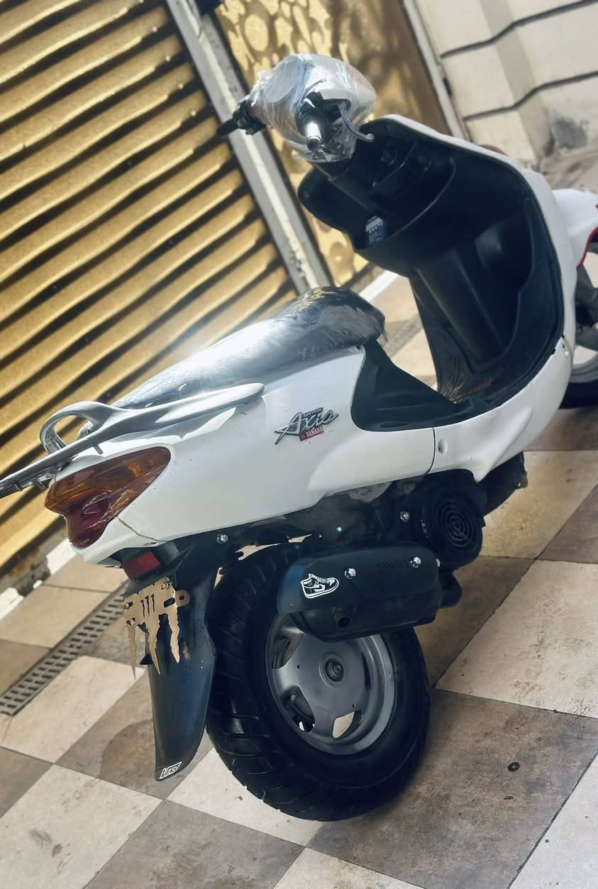 السلام عليكم ورحمه الله وبركاته
دراجه اكزز ياباني فحل 
مكينه ناعمه خرسه حيل
شلعه ومعدل تشك التبليط
كهربايات كامله
تايرات جوبلس دبل خلفي طسه ناعمه
نكره باي وفت 
اخوان الدراجه صارت عليه ب ٩٠٠ ومطلعه على ايدي
كلش نضيفه وضمان سنتين اذا غير دهن وبانزين اعتازت ترجعها عليه
رايده ب ٦٠٠ وبيها مجال للطيبن 
والجميع على راسي 🙆


**إذا كنت صاحب هذا الإعلان وتريد حذفه لأي سبب، رجاءا أرسل رسالة إلى الدعم الفني**