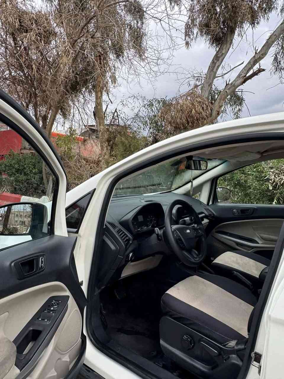 بە ناوی خوای گەورە
فۆرد ئیکۆ سپۆرت 
مۆدێل ٢٠٢٠
مواسەفات 
شاشە گەورە
کامێرە 
تەحدید سورعە
Auto start stop
حاسە
بلاک تۆپ
یەک پارچەی بۆیاخە (بێناو بێ ئێرباگ)
چوار تایەو ویلی تازە
ڕۆنی گێڕو مەکینەی گۆڕاوە
٣ پستۆنی تۆڕبۆیە
بەنزین کەم دەخوا
سەیارەکە بێمەسرەفە و ئی ماڵێیە
گێڕو مەکینەو کارەبای بەشەرت
سەنەوی بەناوی خۆمانەوەیە 
بەشەرتی تەحویل
سەنەوی مانگێکە بەسەر چووە
سعر ١٠٠$ دەفتەرێک و مەجال

ئەدمین❤️

***********
***********
واتس ئەپ 
چات کراوەیە
