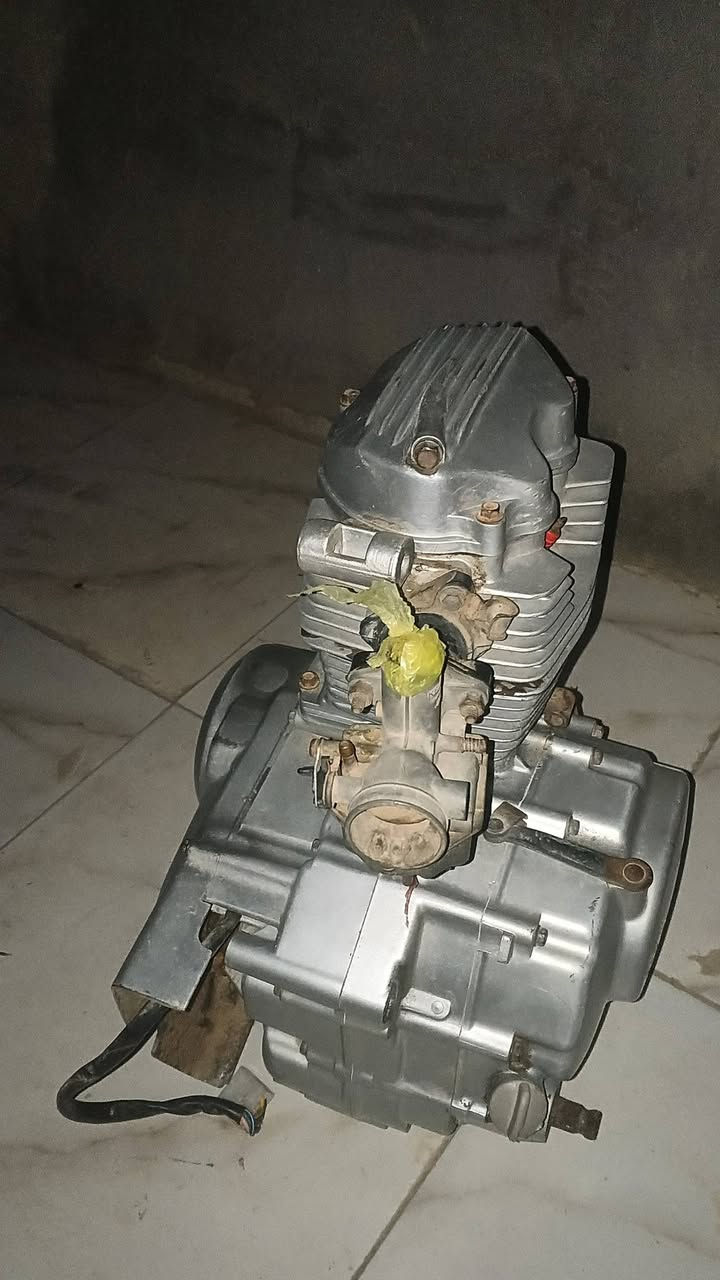 محرك ساخت يراني 16محرك كلش نضيف وشقال مفتوح بس بوشه وبستم  شوفت عينك سعر 80بيه مجال لشرايه ناصريه سيد دخيل


**إذا كنت صاحب هذا الإعلان وتريد حذفه لأي سبب، رجاءا أرسل رسالة إلى الدعم الفني**