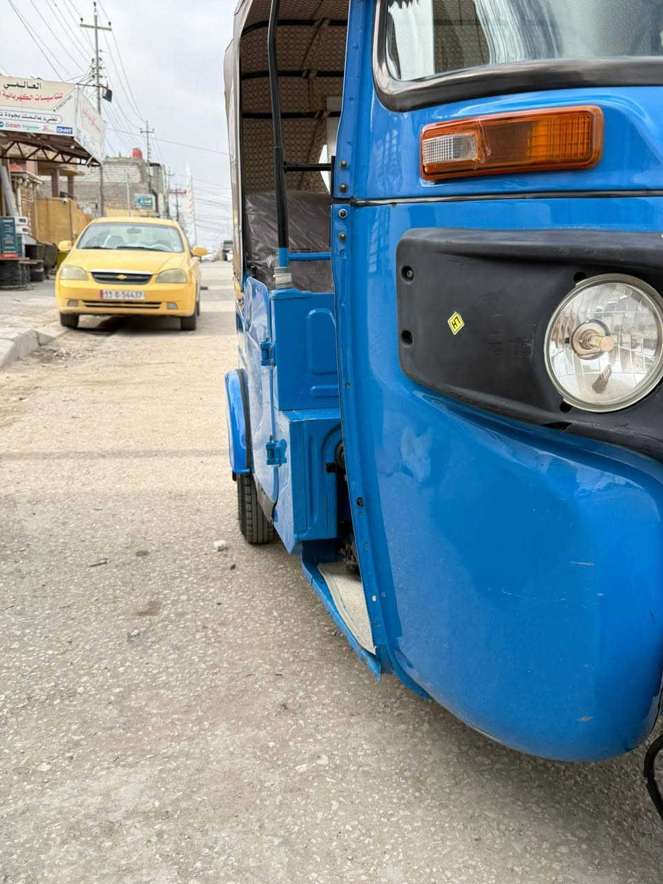 سلام عليكم تكتك للبيع موديل 22 تكتك نضيفه مثل ماواضح بل تصوير بيه رصعات خفيفه
مابيه لا صبغ ولا معجون      مكان كربلا   شراي يتصل ***********
