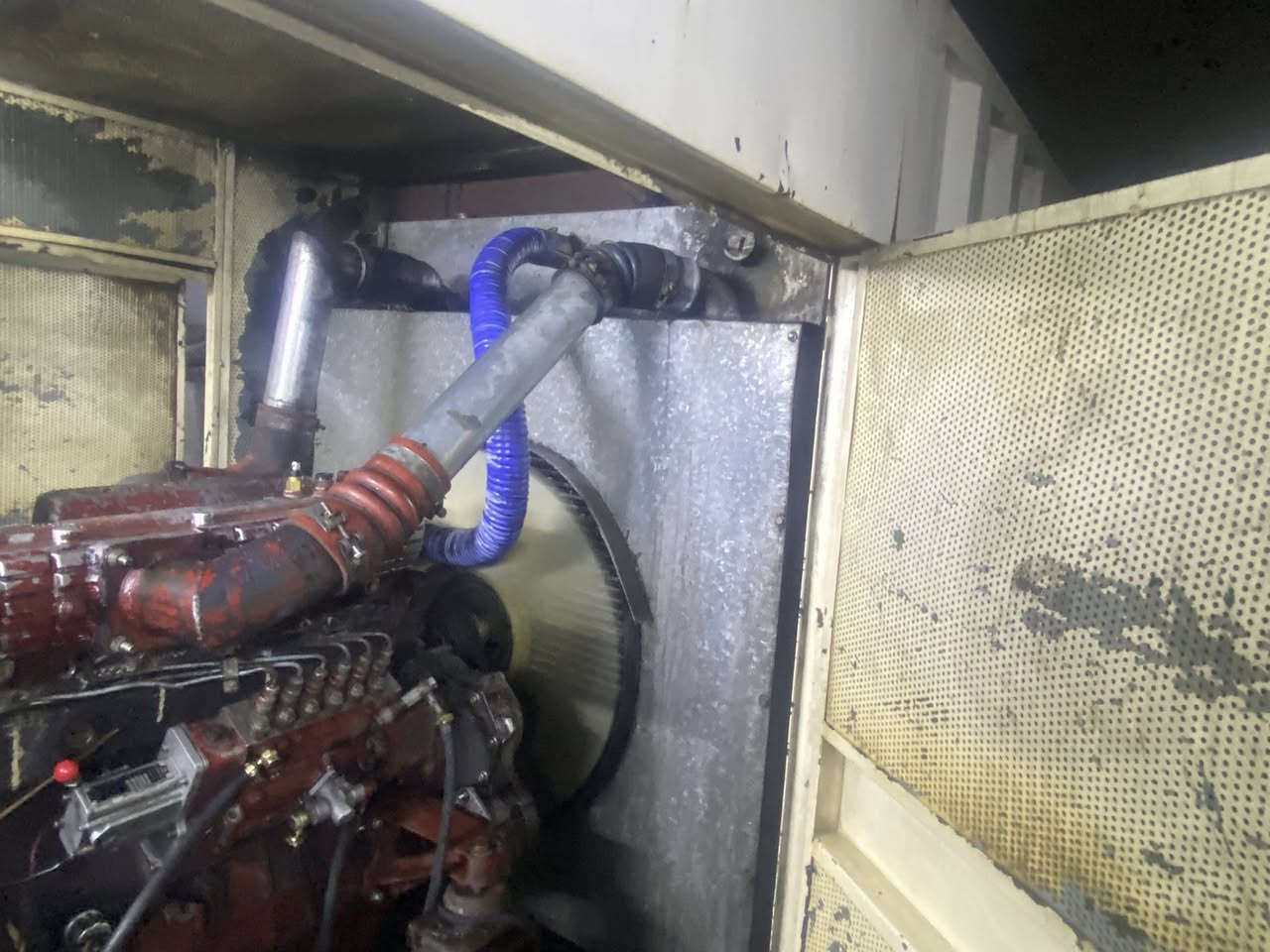 ‏سلام عليكم مولدة فيكم للبيع 120 مولدة كل شيء ما أبيها لا دخان لا تبخير راس توليد 250كيف ￼الاستفسار ***********
