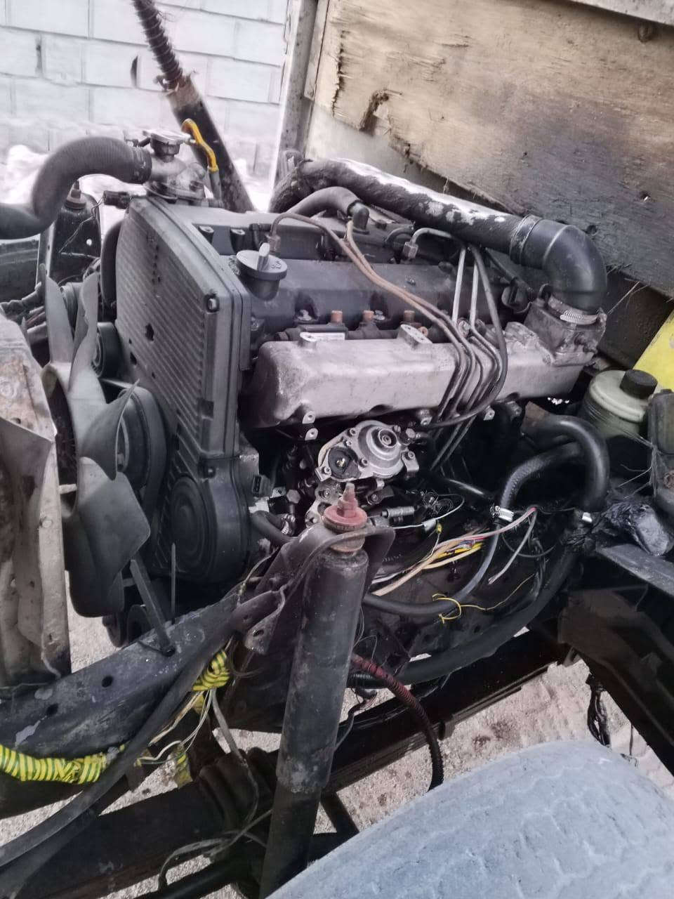كيا حمل للبيع موديل ٩٦ رقم بصره سنويه جديده شاصي مكفول سعر ٢٢ وبين مجال لشراي *********** و***********
