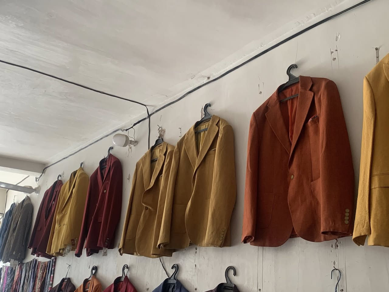 خصومات 50% جديد تفريغ مخزن  جمله مفرد قاط تركي خامه درجة اولى اربطه ماركات عالميه ستر تركيه للاستفسار ***********
