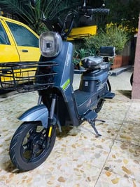 دراجه شحن للبيع  الدراجه 4 بطاريات 3سرع ملف جديد  الدراجه جديده السعر ...