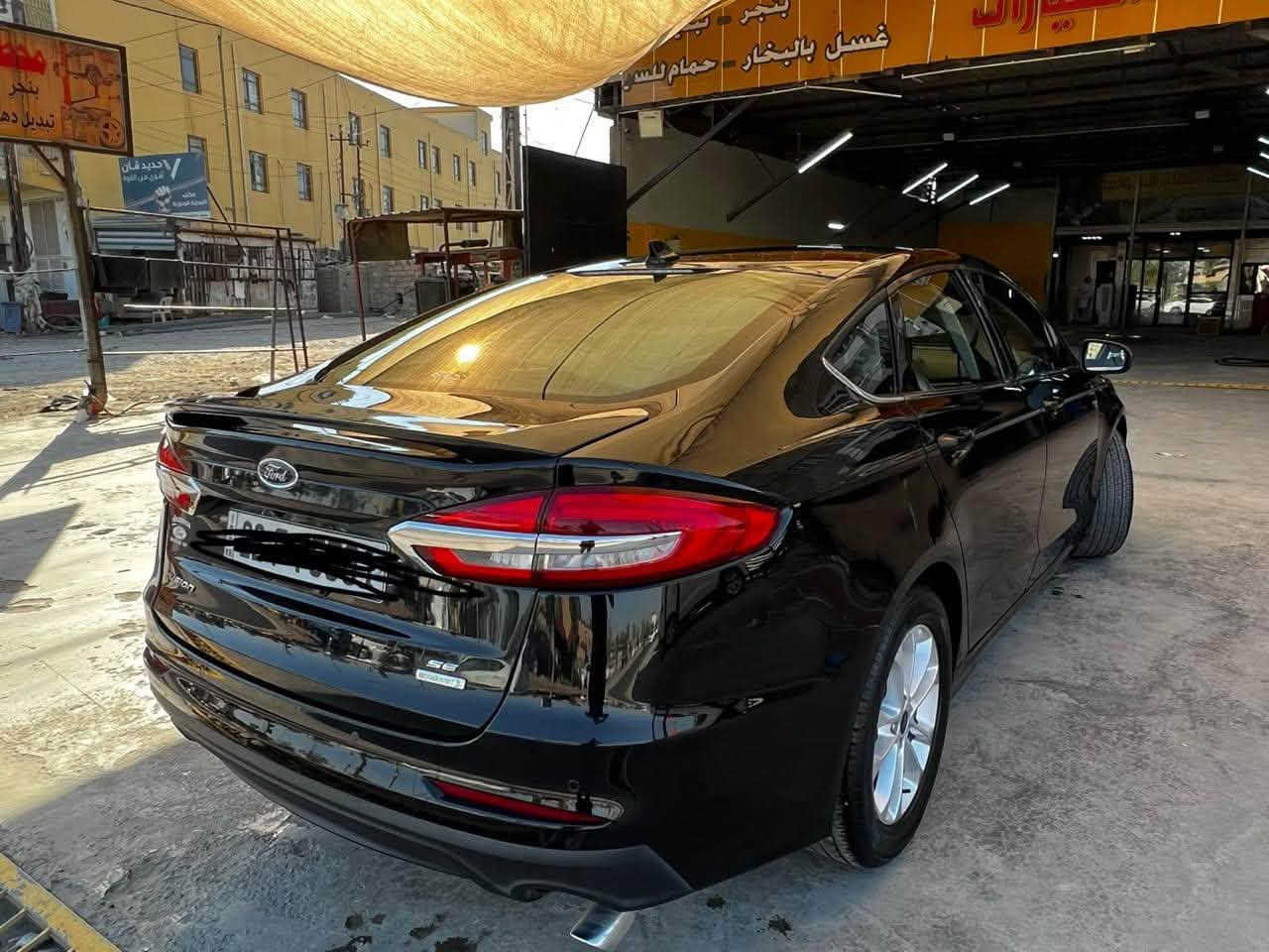 *سلام عليكم*
سياره فورد فيوجن موديل 2020 سياره خير من الله فول مواصفات وارد امريكي سياره  محرك 1500  
بجم كبس 
 كير ماوس 
دكمه سايد بريك 
حساس خلفي امامي 
 منحدرات
تحكم السياره جهتين فول
تحديد مسار  القيادة
تثبيت سرعه كروس
 كوشن رياضي
شاشه كاميرا بلاد 360
تبريد ثلج  
جناح بلاد
بصمه 
كود بل تكمه
السعر 110
السياره باسمي رقم اربيل مكان السياره 
بغداد رقم ***********
