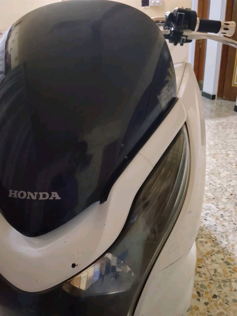 PCX الجيل الاول GF الياباني
مكينة خير من الله 125 حساس
كلشي شغال كهرباىيات شغال
كفرات نظيفة اوراق كاملة خير من الله
مكاني ديالى بعقوبة متواجد و اتساب
*********** و السعر مناسب و مغري