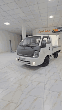 السلام عليكم سياره كيا للبيع تعمير جديد 2014 تحويل ثاني يوم صبغ عام للجماليه بدون حادث ولا تبديل تفاصيل للاتصال  ***********
