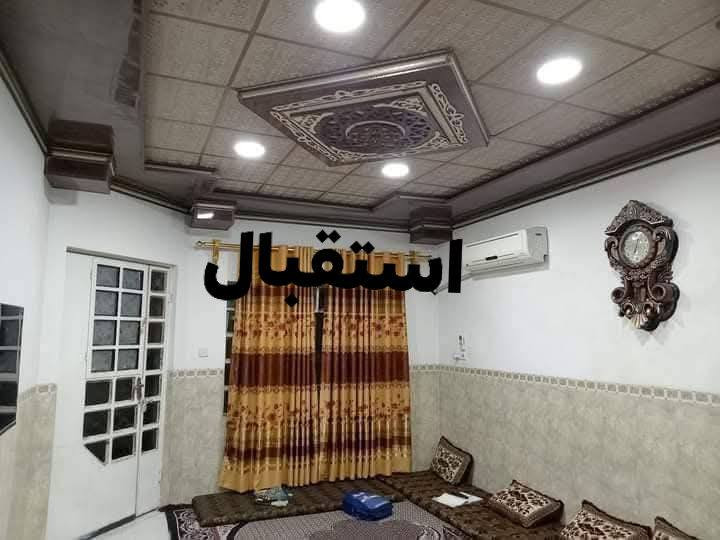 دار للبيع في الموصل حي عدن الجانب الايسر
المساحة 200م سند باسمي 

البيت يتكون من غرفتين نوم وهول واستقبال ومطبخ ومشتملات طابق واحد بناء جديد 

للاستفسار الاتصال على الرقم 

*********** اسيا 

*********** كورك
