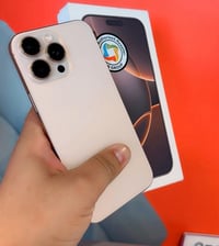 16 برو ماكس ذاكرة 256  بطارية 99  نزلت بسب التحديث عدد دورات الشحن 26 ...