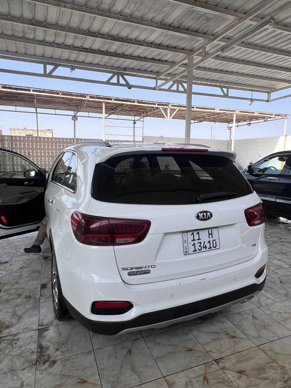 السلام عليكم 
سورنتو 2020
وارد خليجي بأسمي 
رقم بغداد 
ماشيه 81 الف كيلو
نص فول 
بيهه صبغ قليل بالتكمه الخلفيه كما موضع بالصوره والباقي كفاله من الصبغ والتبديل 
السياره جاهزه مابيهه اي نقص 
السعر 260 
مكان السياره ميسان القطاع
***********
