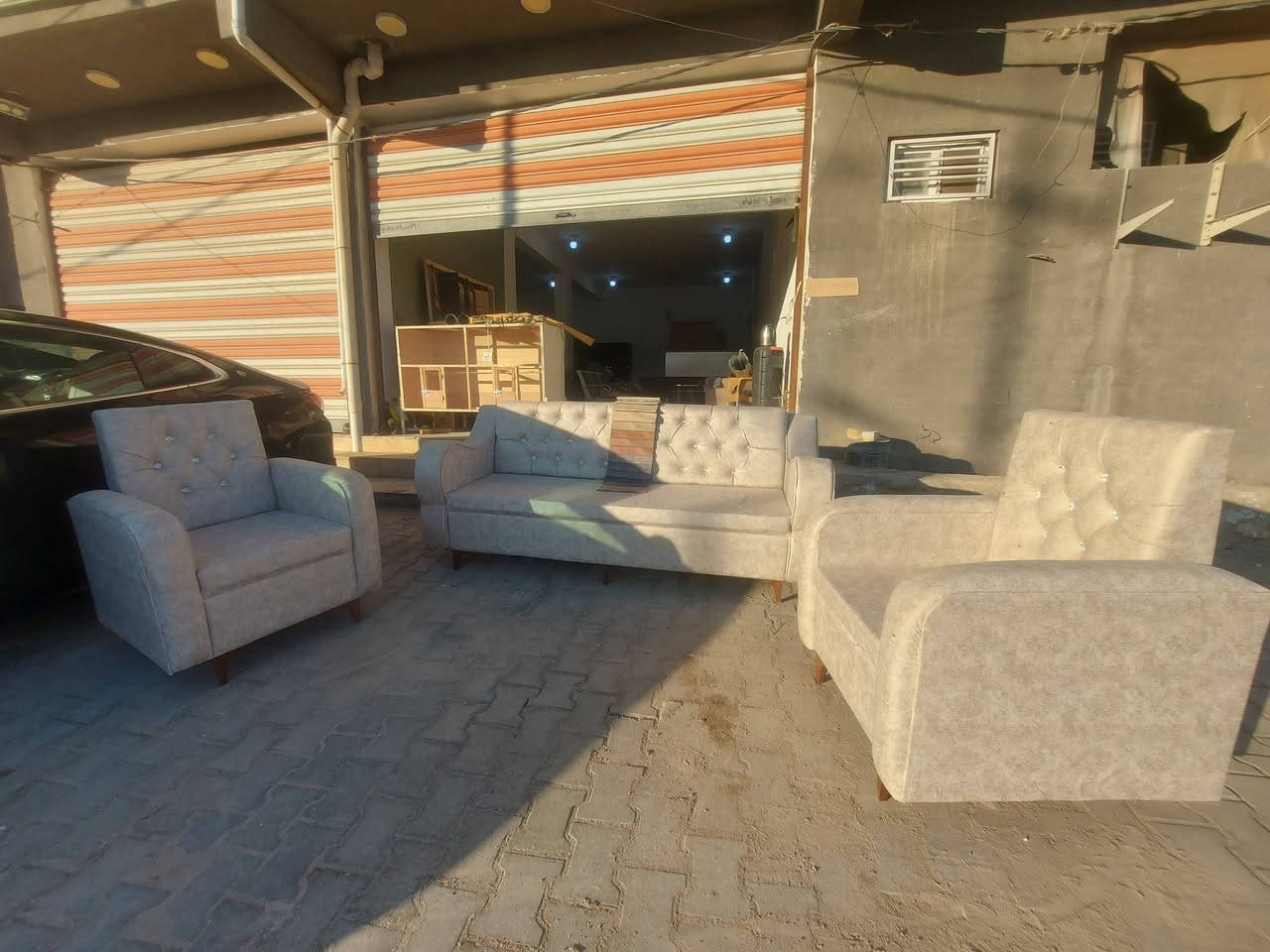 السلام عليكم
اغراض للبيع كلمن وسعرة بيع مستعجل اسعار جدا مناسبة
ميز شاشة بي خزن عدد ٥
نص تخم جديد ممستخدم وديوان مستخدم
عارضات اثنين
كرسي ثلاثي وكرسي كاشير
ميز كاشير اثنين
قفاصه عدد ٣
الشراي يجي خاص او الاتصال على الرقم
***********
