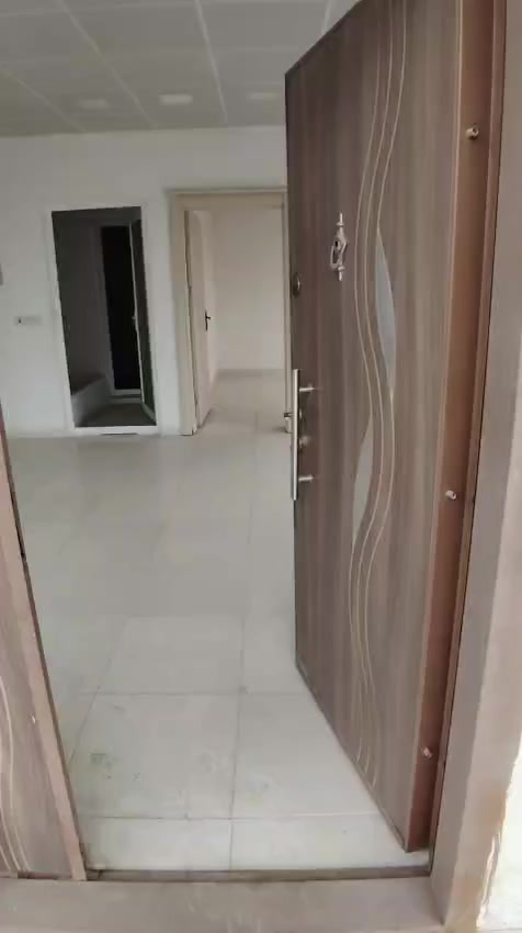 عندي بيت الايجار   في سليمانية منطقة رابرين  جهت مطار
  طابق الثاني
١٠٠متر
غرف نوم 2
هول
صاله متبخ 
صحيات هولل 
كلش حلو

وتساب ***********
تیلفون ***********
