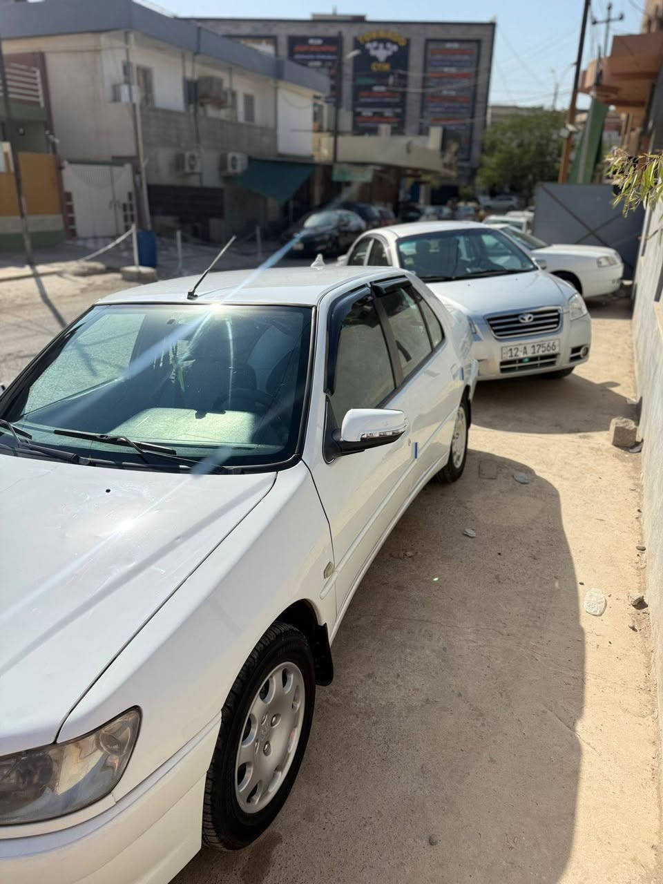 سيارة بيجو 306 صبغ شبر بلبوند وخدوش  كلش بسيطة
طخم جديد امامي وخلفي كابون بانزين بيها تايرات جدد  ومرايات جديدة ابو الاشارة وايرمنية كلها شغاله سنوية ماساقطة وباسمي اني الشرعي 
السعر 58
تواصل ***********
