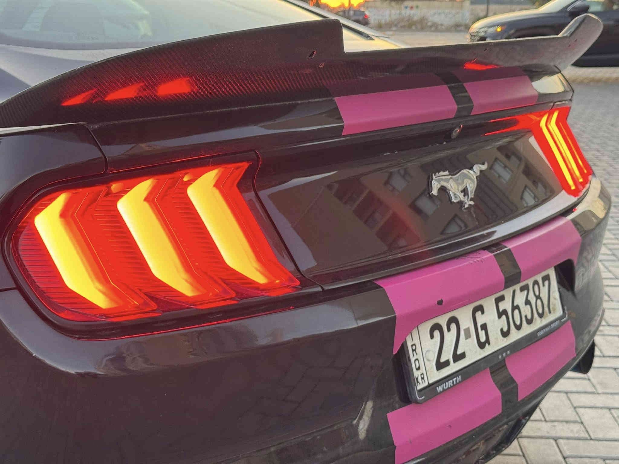 السلام عليكم 
موستنك 2016 ماشيه 120 
مواصفات 
محرك. 2300 تيربو 
حادثها جاملغ وبنيد بدون دواخل 
بصمه
تحكم ستيرن جهتين 
شفتات 
سياره جاهزه بدون اي نقص تحويل بشرط 
مكاني بغداد حي الجهاد 
السعر 120 بيها مجال 
رقمي ***********
