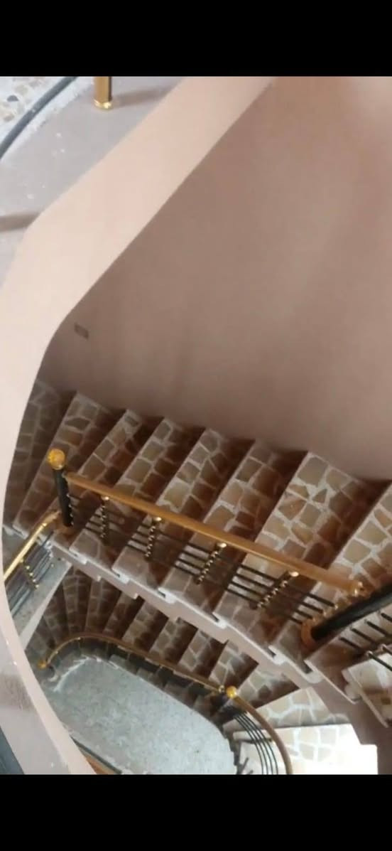 🏡 للبيع بيت ركن مميز جداً
✨ بناء حديث  مرتب
🏢 طابقين
📐 المساحة: 125 متر
📏 الواجهة: 6.25 متر
📏 العمق: 20 متر
📍 الموقع: حي السماح قرب متوسطة قوارير
✅ مناسب للسكن أو الاستثمار
للاستفسار مراسلة الخاص 📩 أو اتصال ☎️
***********
