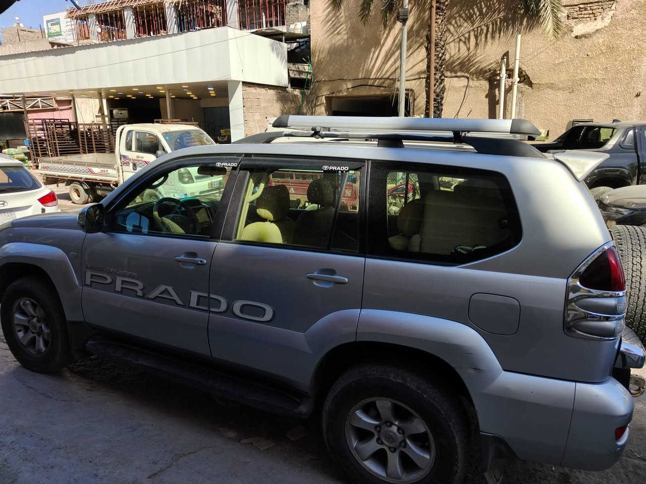 برادو 2009 للبيع
كويتي VX  
6 سلندر بدون حادث
الرقم الجديد الانكليزي سليمانيه
وبأسمي السياره التحويل ثاني يوم 
السنويه ساقطه 
جراد بنيد وقمارة 
الاتصال ع الرقم 
***********
